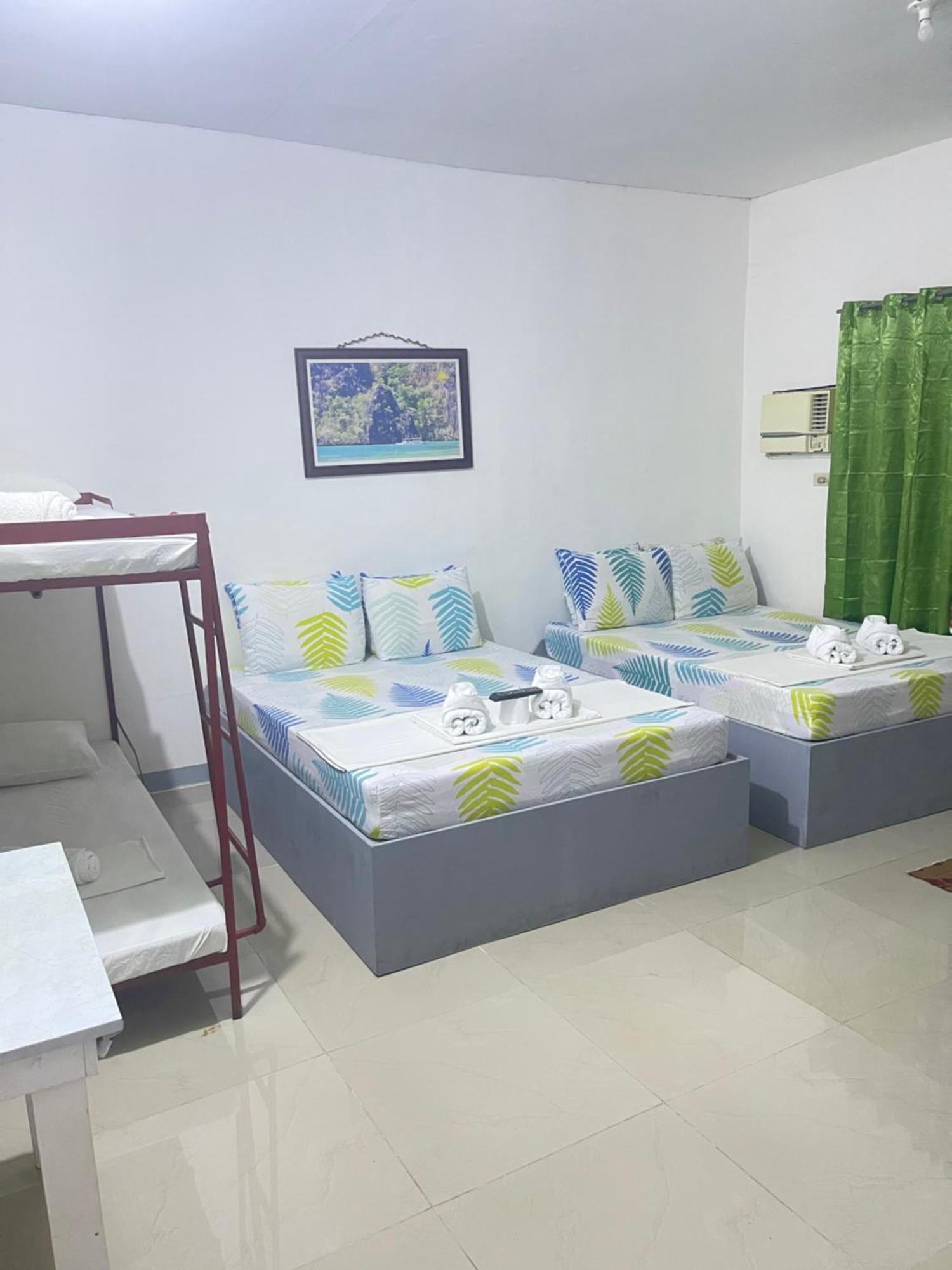 Inn Mario's Travellers Coron